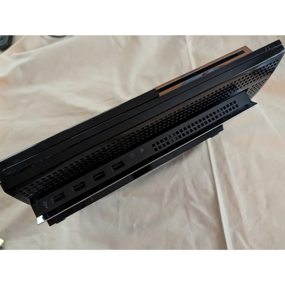 Sony PlayStation 3 PS3 Fat Console 60GB 4 USB Backwards Compatible Bundle